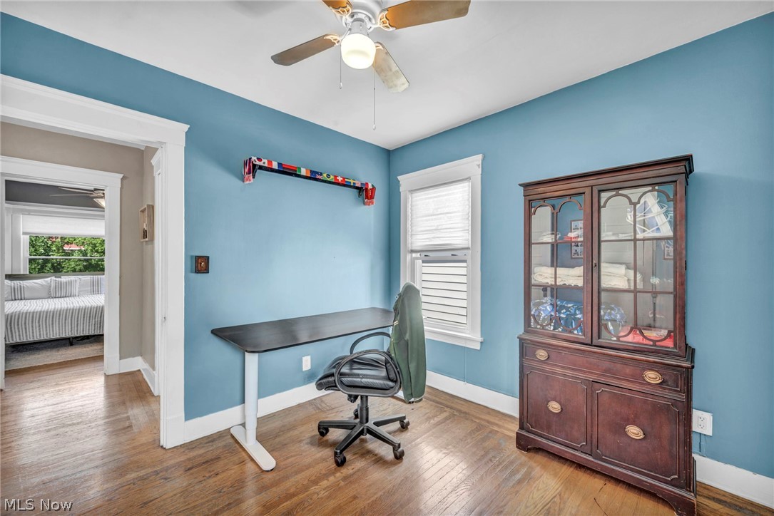 1593 Cohassett Avenue Lakewood OH 44107