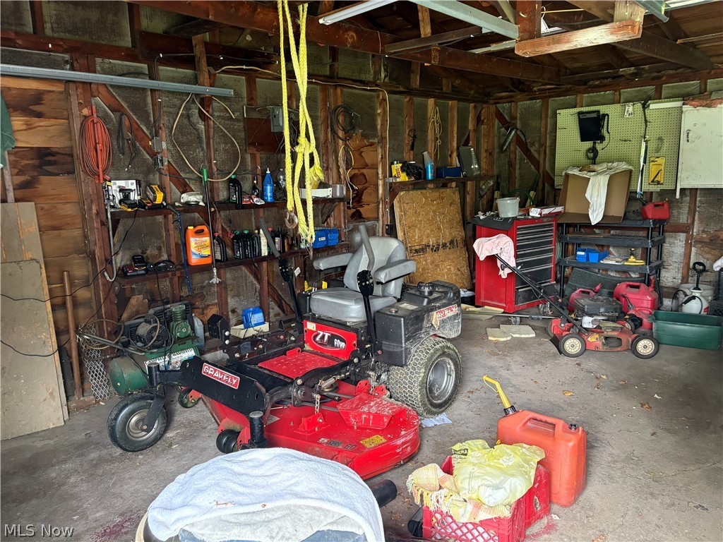 1478 Morris Street Mineral Ridge OH 44440