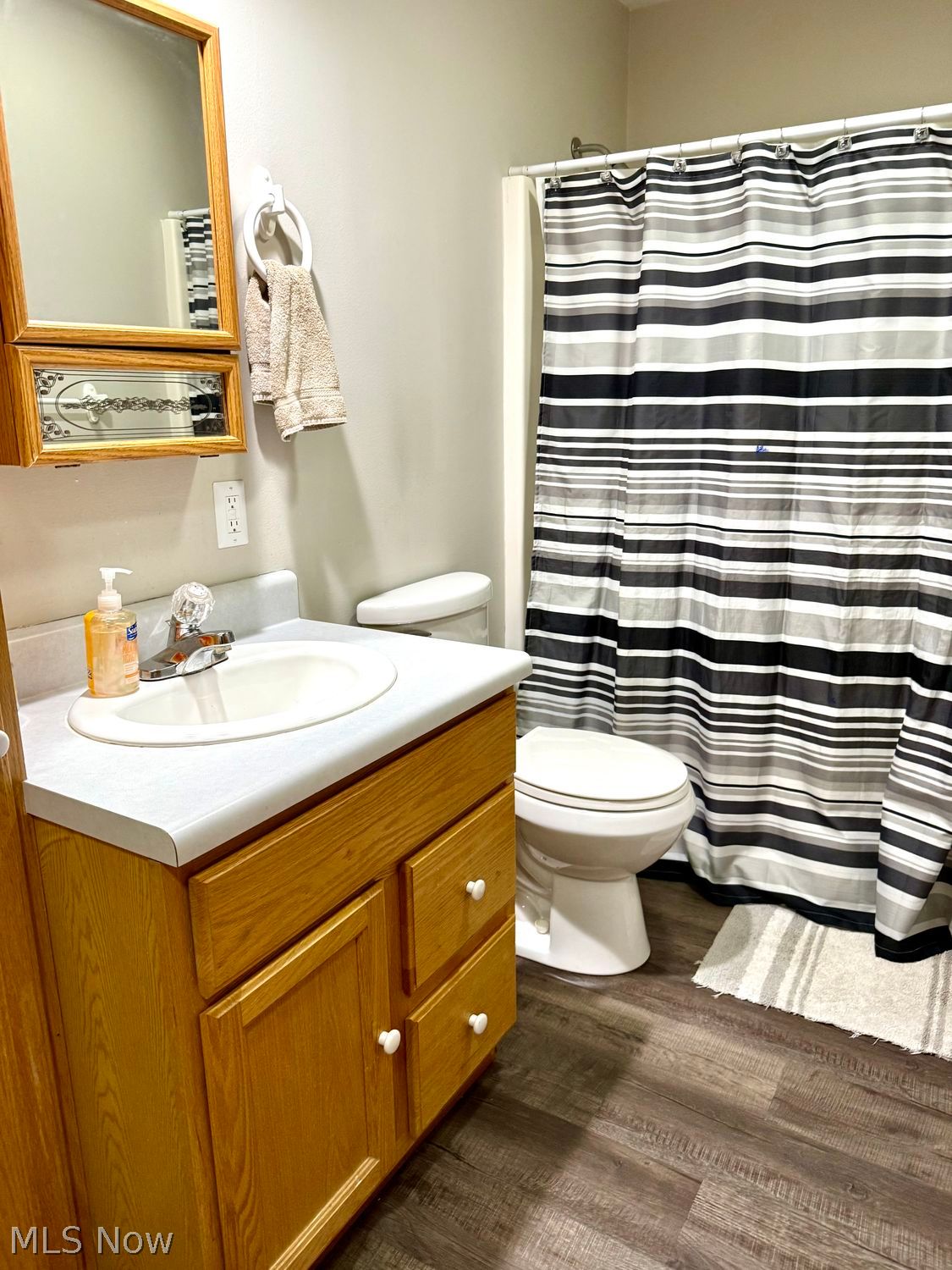 1950 Meredith Place Uhrichsville OH 44683