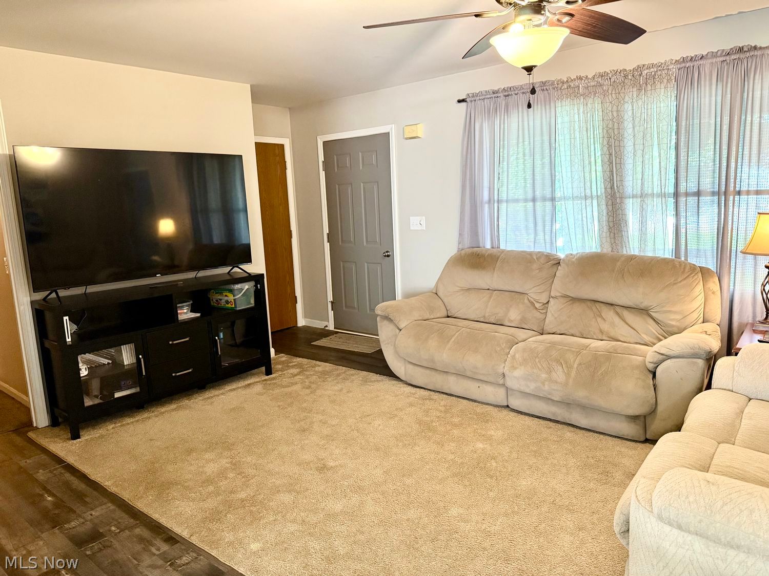 1950 Meredith Place Uhrichsville OH 44683