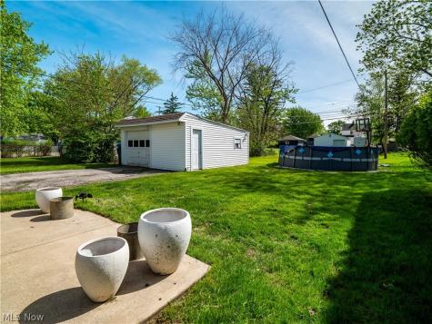 6711 Parma Park Boulevard Parma Heights OH 44130