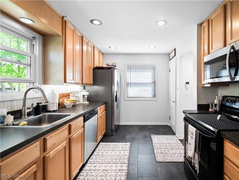 6711 Parma Park Boulevard Parma Heights OH 44130