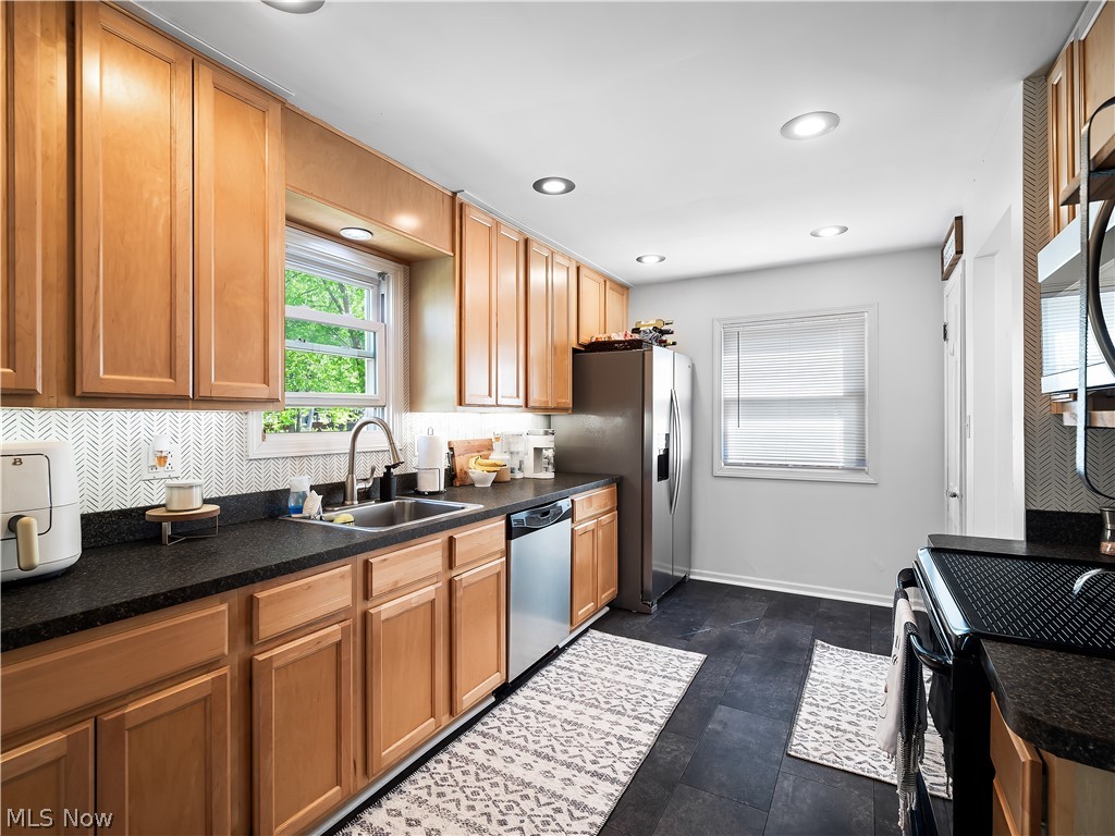 6711 Parma Park Boulevard Parma Heights OH 44130