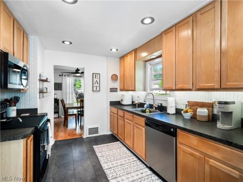 6711 Parma Park Boulevard Parma Heights OH 44130
