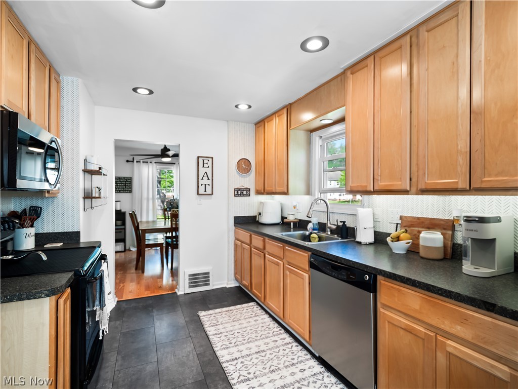 6711 Parma Park Boulevard Parma Heights OH 44130