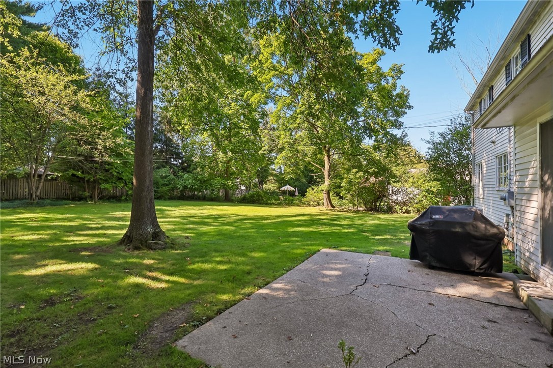 2964 Green Road Shaker Heights OH 44122