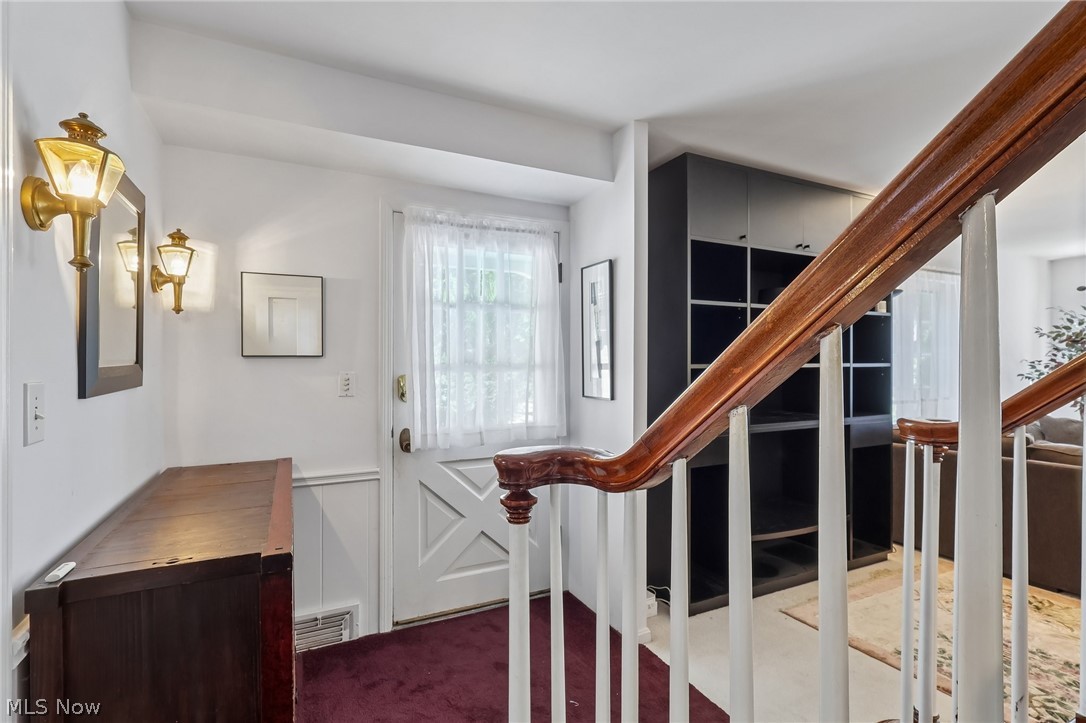 2964 Green Road Shaker Heights OH 44122