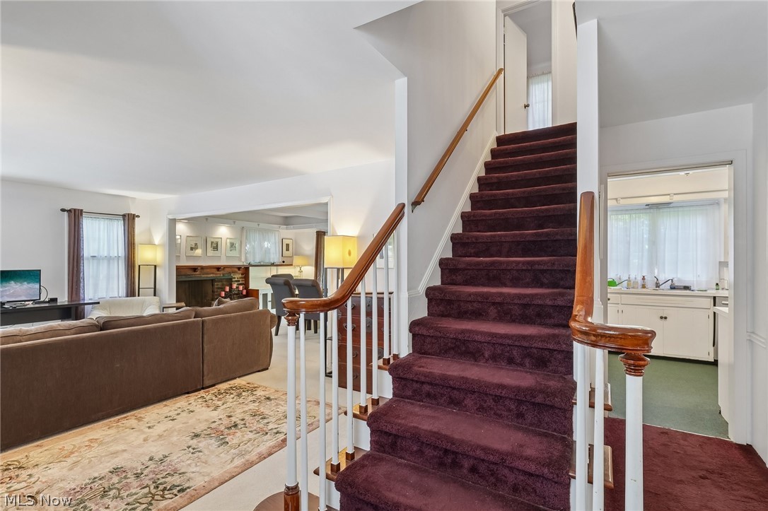 2964 Green Road Shaker Heights OH 44122