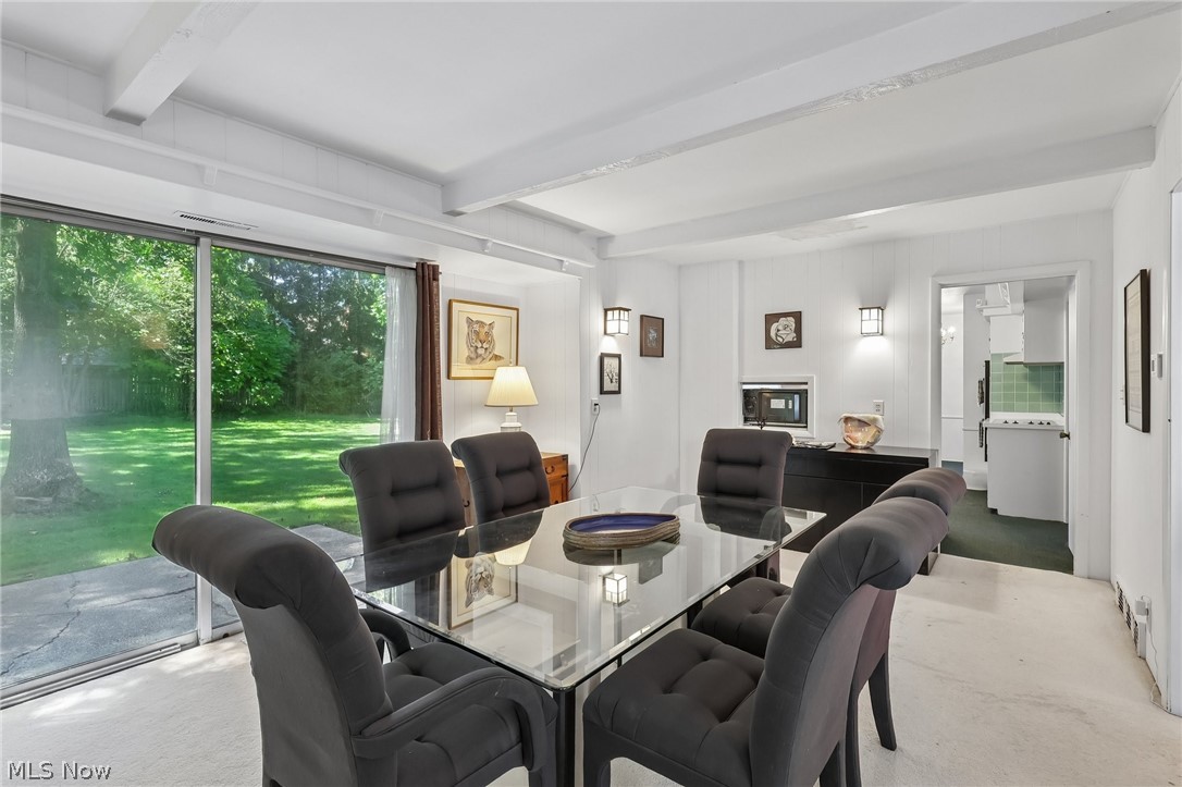2964 Green Road Shaker Heights OH 44122