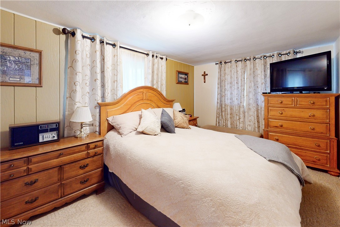 2711 Whitehaven Boulevard Steubenville OH 43952