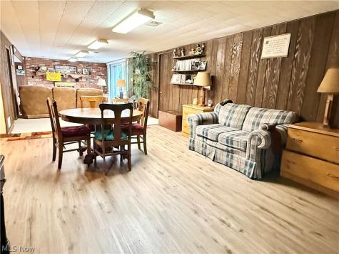 2711 Whitehaven Boulevard Steubenville OH 43952
