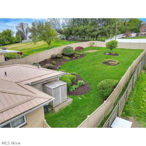 2711 Whitehaven Boulevard Steubenville OH 43952