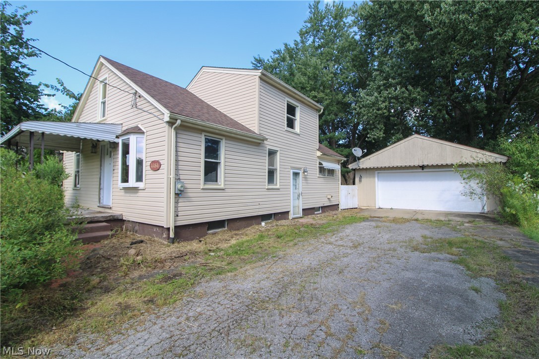 4484 Nutwood Avenue NW Warren OH 44483