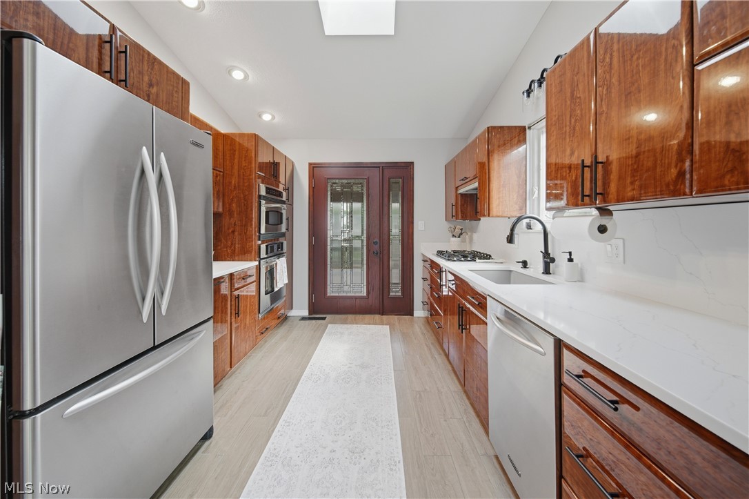 984 Elizabeth Court Cuyahoga Falls OH 44221