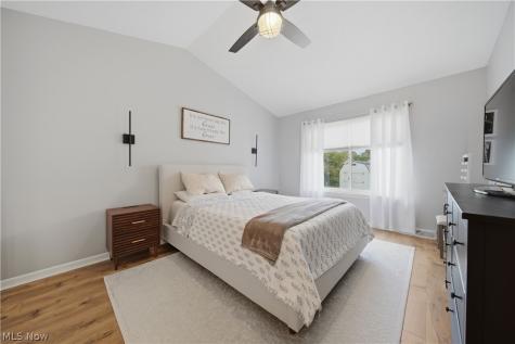 984 Elizabeth Court Cuyahoga Falls OH 44221