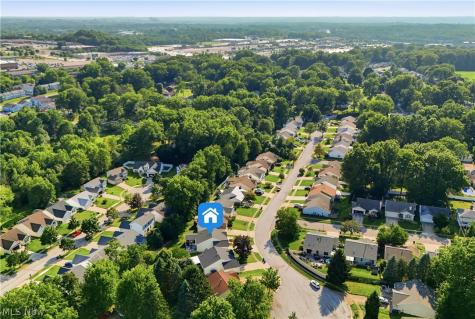 984 Elizabeth Court Cuyahoga Falls OH 44221