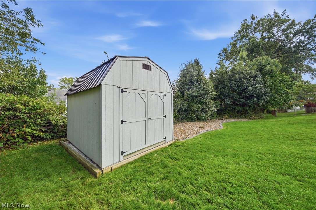 984 Elizabeth Court Cuyahoga Falls OH 44221