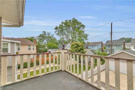 1252 Andrews Avenue Lakewood OH 44107