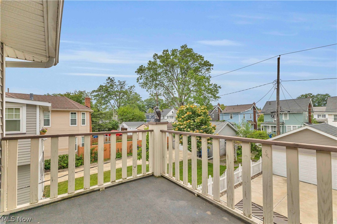 1252 Andrews Avenue Lakewood OH 44107