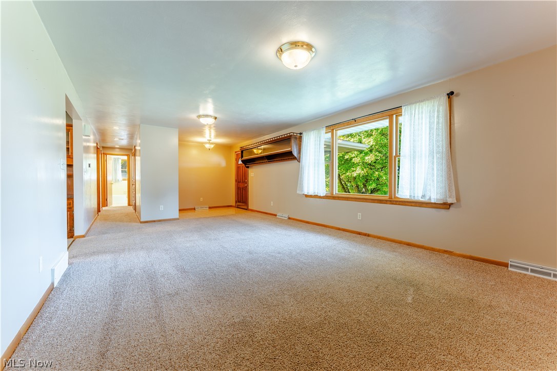 383 Bahler Street SW Sugarcreek OH 44681