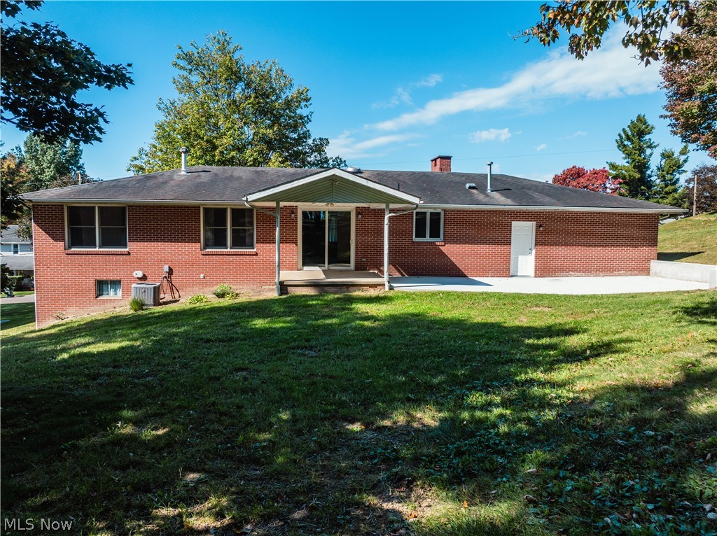 383 Bahler Street SW Sugarcreek OH 44681