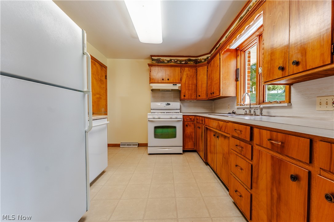 383 Bahler Street SW Sugarcreek OH 44681
