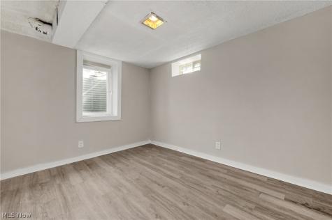 4769 E 174 Street Cleveland OH 44128