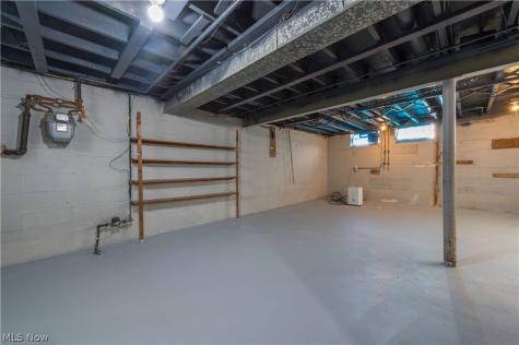 4769 E 174 Street Cleveland OH 44128