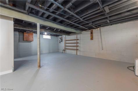 4769 E 174 Street Cleveland OH 44128