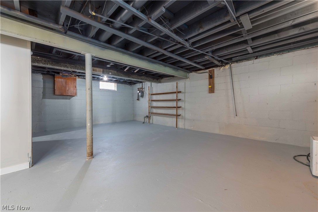 4769 E 174 Street Cleveland OH 44128