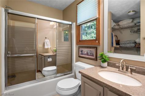 6559 Hammontree Drive Hudson OH 44236
