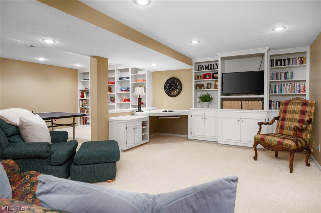 6559 Hammontree Drive Hudson OH 44236