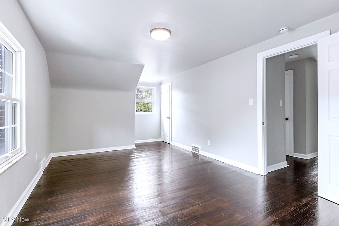 3463 Edison Road Cleveland Heights OH 44121