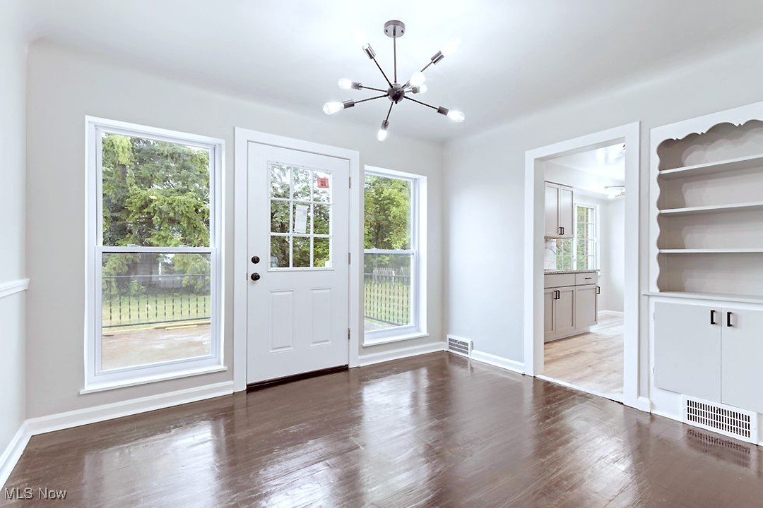 3463 Edison Road Cleveland Heights OH 44121