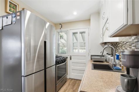 14020 Seneca Court Cleveland OH 44111