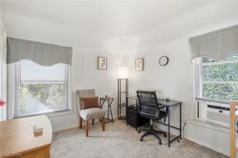 14020 Seneca Court Cleveland OH 44111