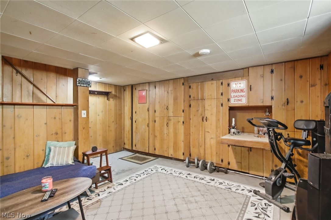 14020 Seneca Court Cleveland OH 44111