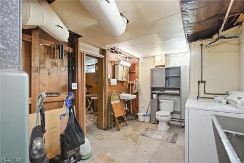 14020 Seneca Court Cleveland OH 44111