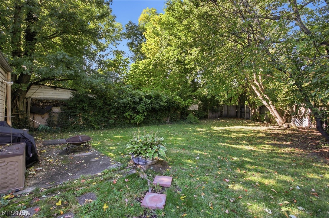 14020 Seneca Court Cleveland OH 44111