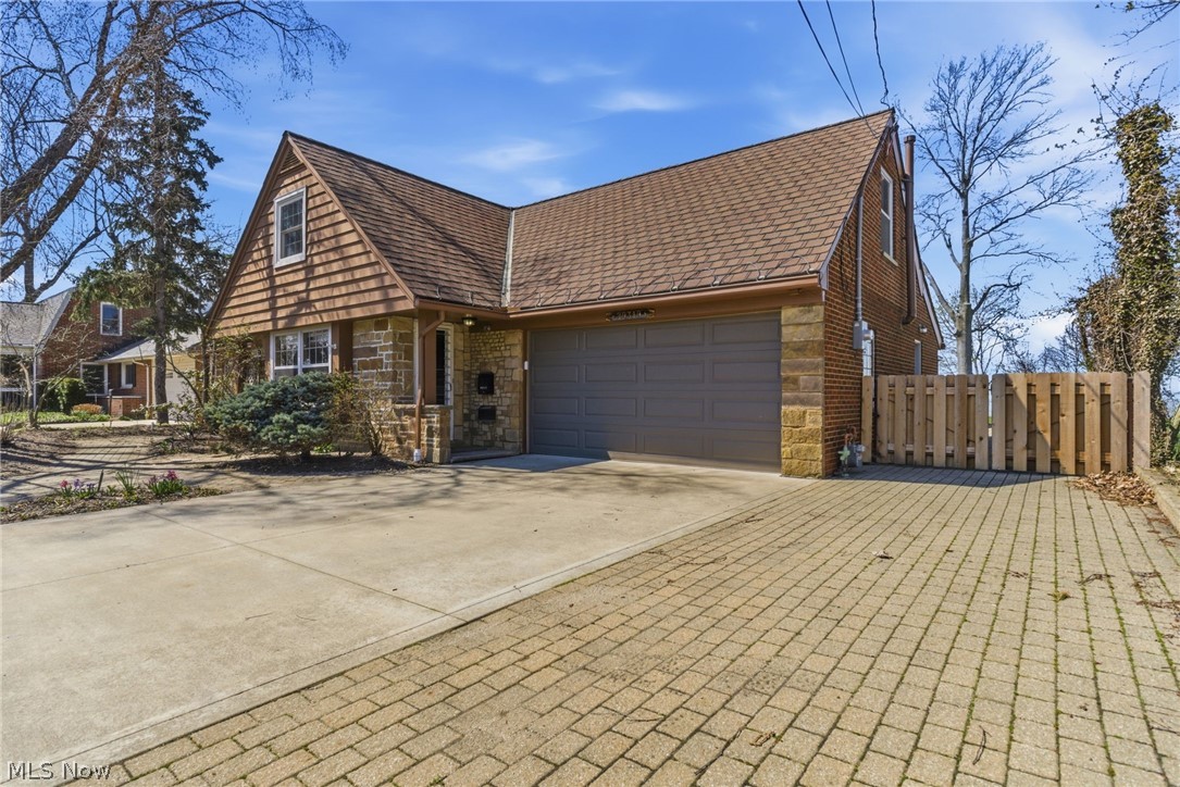 29319 Cresthaven Drive Willowick OH 44095