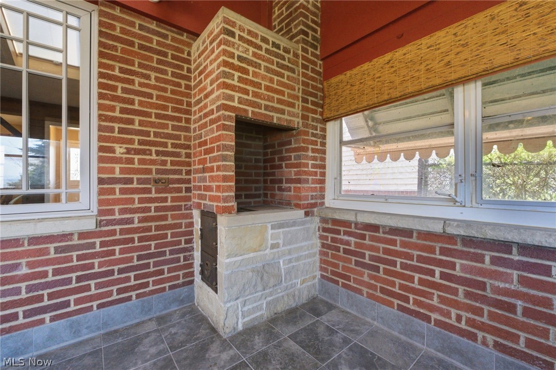 29319 Cresthaven Drive Willowick OH 44095