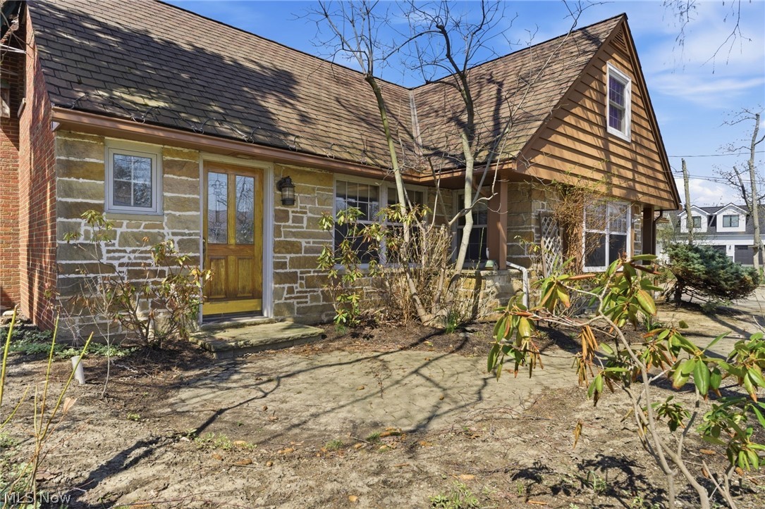 29319 Cresthaven Drive Willowick OH 44095