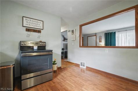 123 S Hickin Street Rittman OH 44270