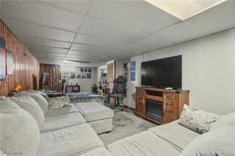 123 S Hickin Street Rittman OH 44270