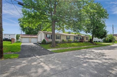 209 Cherry Avenue Niles OH 44446