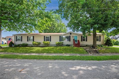 209 Cherry Avenue Niles OH 44446