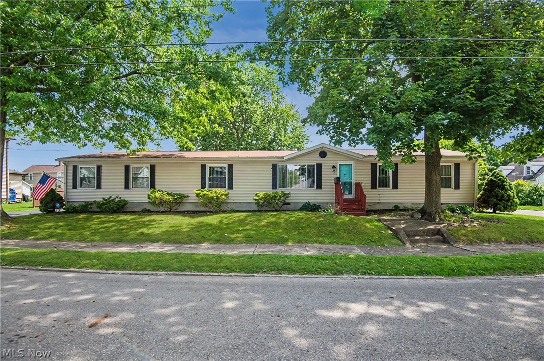209 Cherry Avenue Niles OH 44446