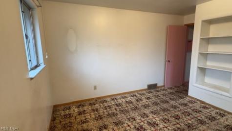 1773 Old Forge Road Niles OH 44446