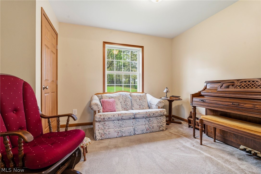 9084 Plymouth Street Hanoverton OH 44423