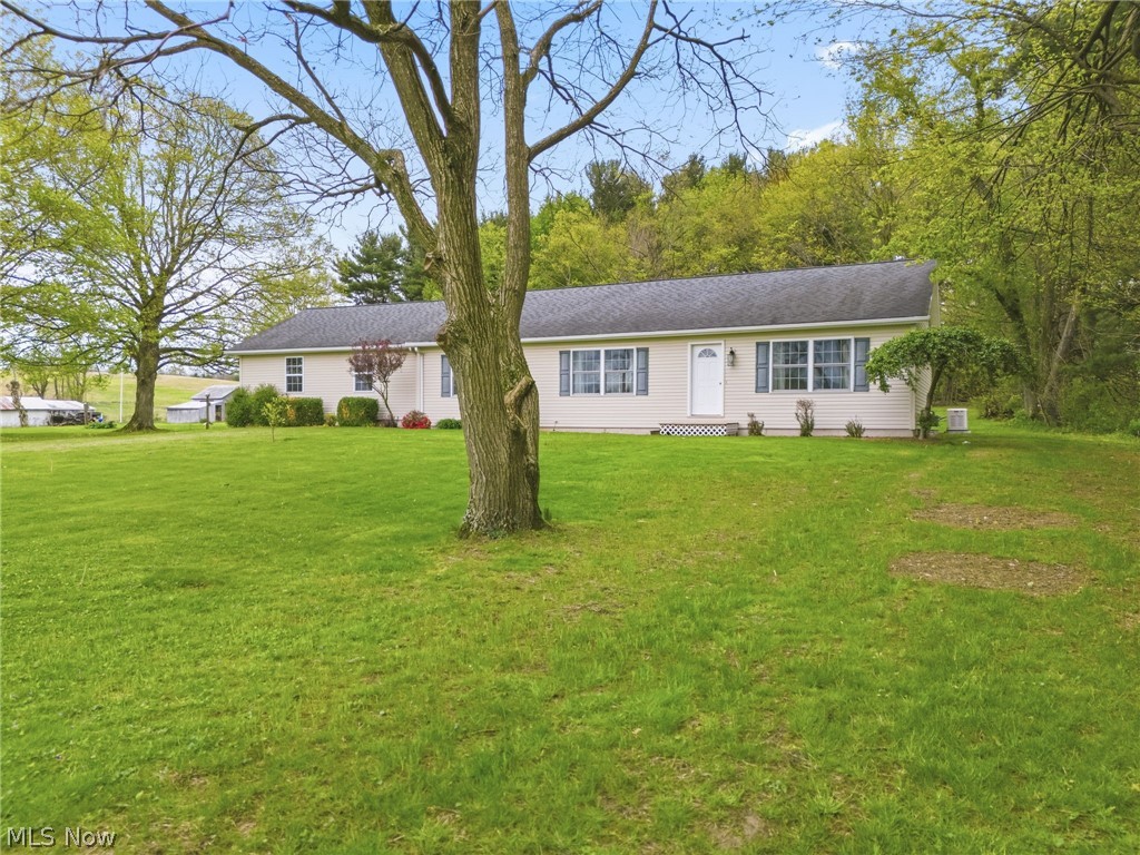 9084 Plymouth Street Hanoverton OH 44423
